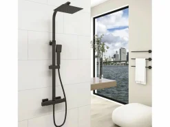 Aica columna de duchas mate y grifos de cocina en Negro