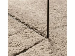 Alfombra HUARTE de pelo corto suave y lavable arena 240x240 cm