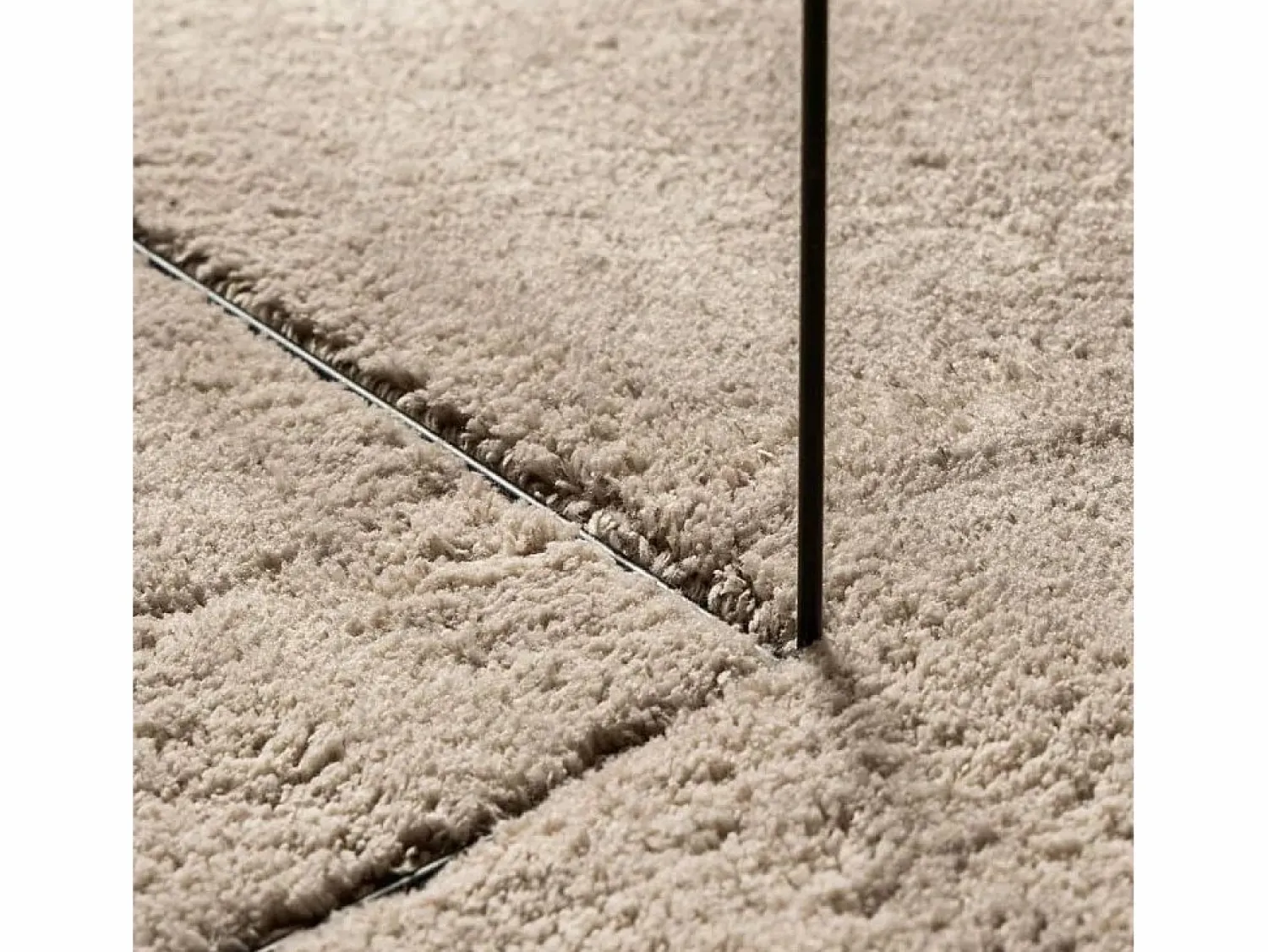Alfombra HUARTE de pelo corto suave y lavable arena 160x230 cm