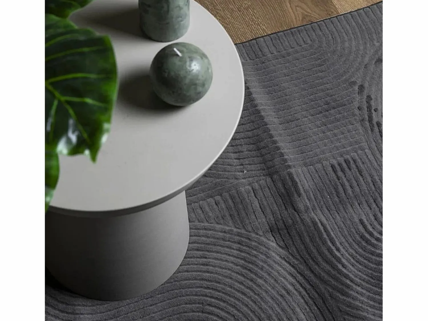 Outlet Alfombra IZA de pelo corto de estilo escandinavo en color antracita 140x200 cm Gris