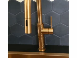 Essebagno Architek mezclador de fregadero con rociador extraíble cobre cepillado