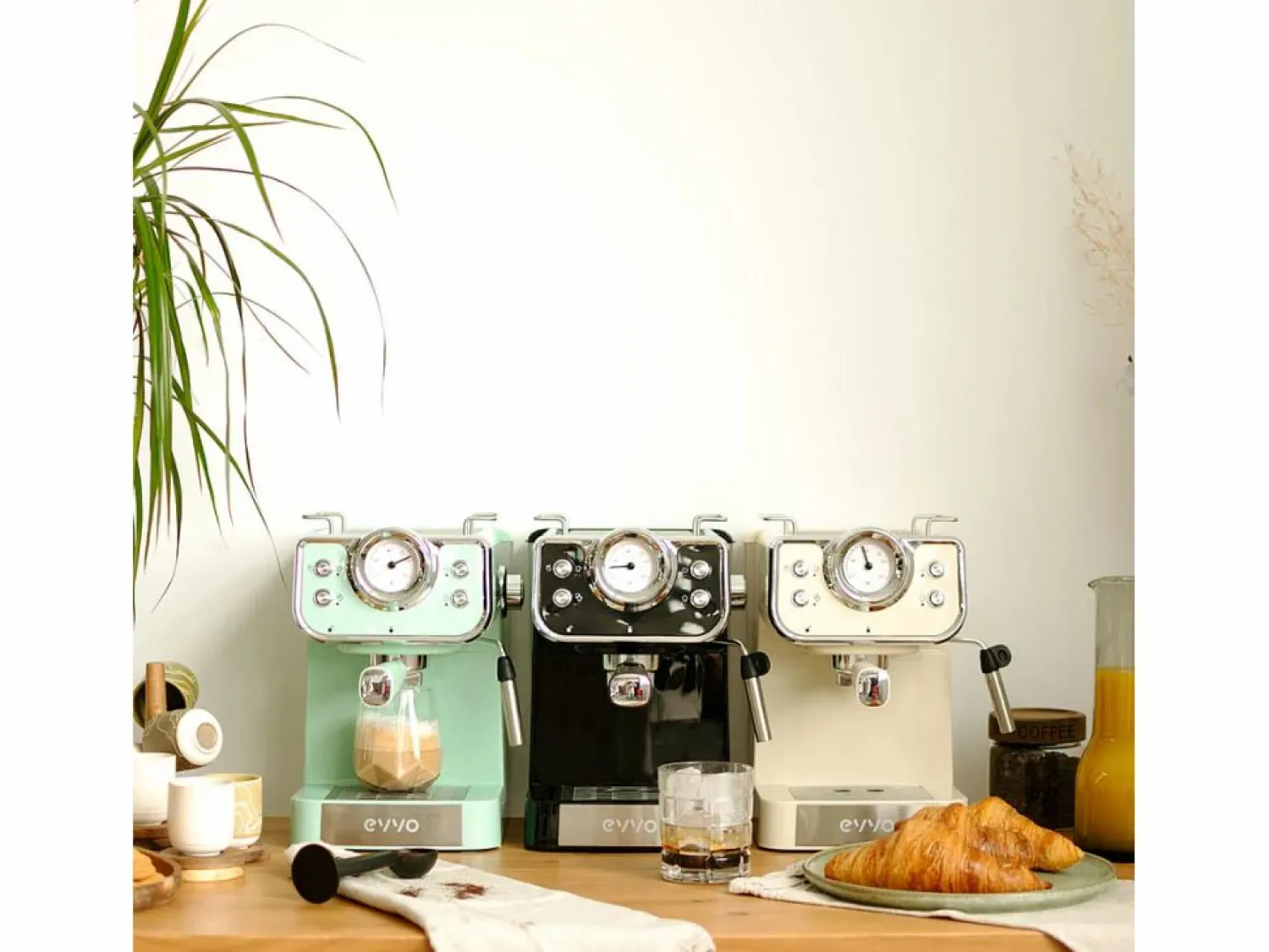 Cafetera espresso Intensa Retro Evvo 15 bares 1,5L brazo doble