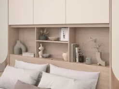 Vente-unique Cama puente 140 x 190 cm con almacenamiento y LEDs beige y natural + somier + colchón - DOMELITO