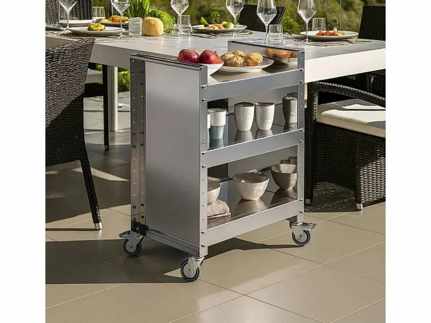 Discount Carro en acero inoxidable con ruedas - 3 estantes regulables - 82*59*40,50 cm - TEO Mueble Camarera