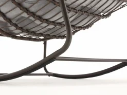 Clearance Cocon - Mecedora de ratán - Estructura de acero con cojín suave - Para uso en interiores y exteriores Gris claro