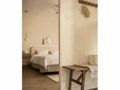 Clearance Colgador de pared de madera maciza en tono roble oscuro de 61x5cm - KATE - Perchero
