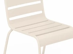 MYLIA Comedor jardín metal - una mesa de 160 cm y 4 sillas apilables color - MIRMANDE