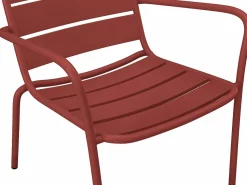 MYLIA Conjunto de jardín de metal: 2 sillones bajos apilables y mesas nido -