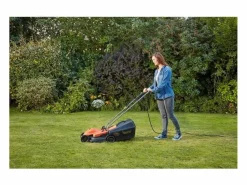 Sale Black+Decker Cortacésped BLACK & DECKER 32cm 1200W BEMW451 Negro / Naranja