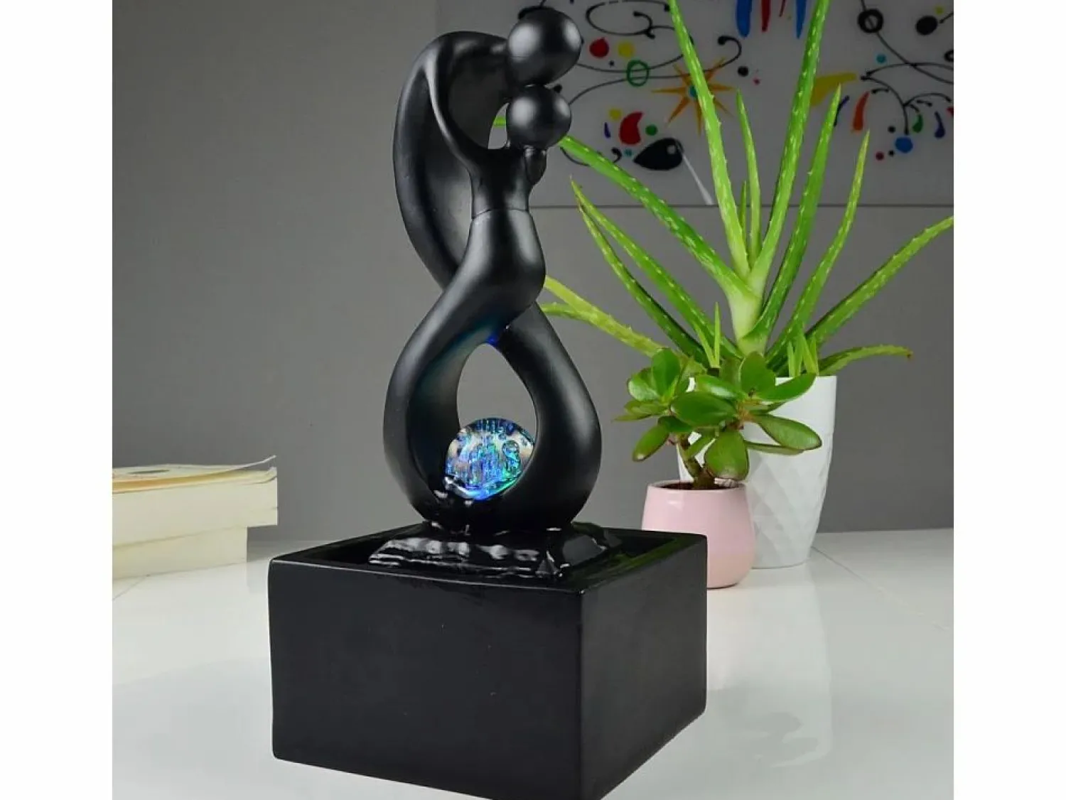 Discount Diseño de fuentes de interior con iluminación LED Amor Estatua