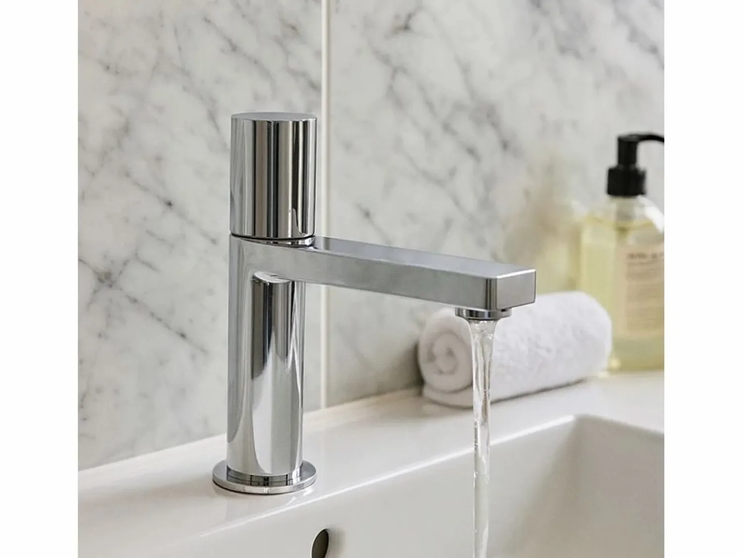 Best Essebagno Exil grifo mezclador bajo cromado para lavabo Plateado