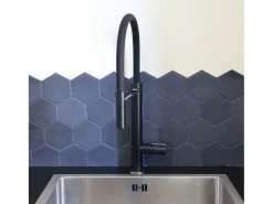 Clearance Essebagno Exil Grifo mezclador de fregadero con ducha extraíble y efecto acero inoxidable Negro