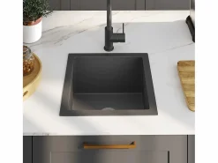 Fregadero de cocina de acero inoxidable hecho a mano