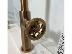 Sale Indus mezclador para fregadero cobre cepillado Grifo De Cocina