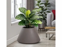 Jarrón redondo cónico de resina Stromboli Dove Grey para plantas de interior y exterior, diámetro 60 x 35 h
