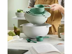 Joseph Joseph Juego de cocina Nest™ 9 Plus Editions Sage , 9 piezas apilables con cuencos, colador, colador de malla fina y tazas medidoras