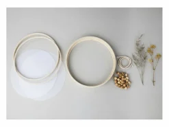 Kit de creación de marco redondo de madera con flores secas