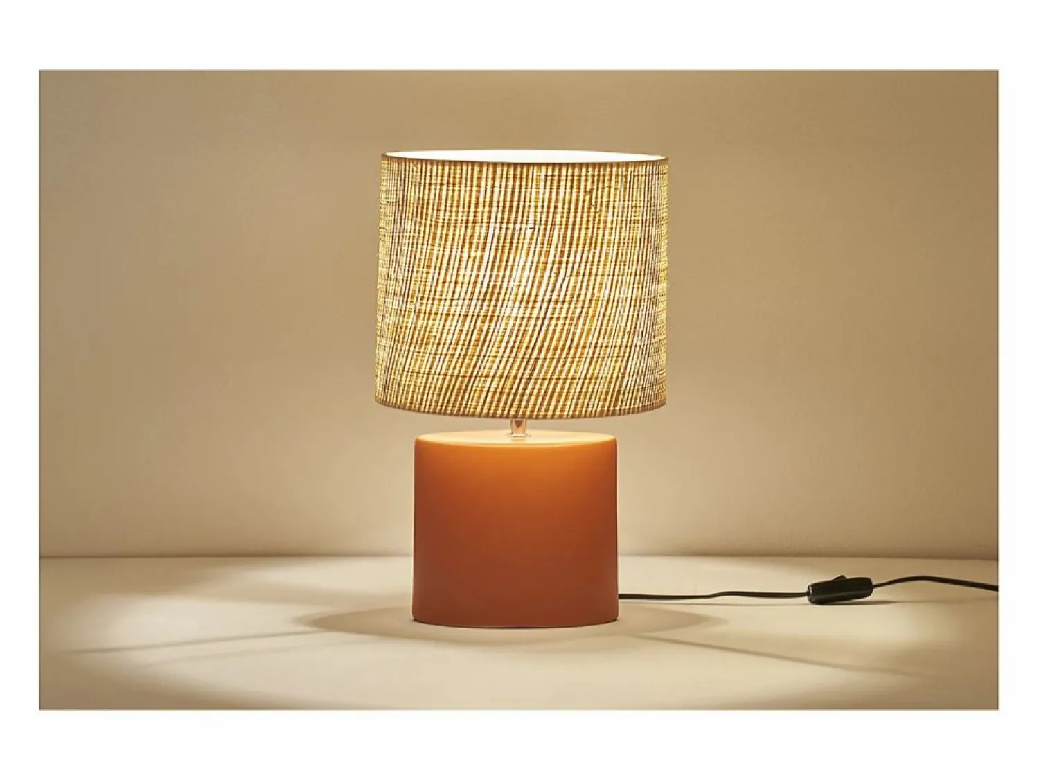 Clearance Miliboo Lámpara de mesa de cerámica mate con pantalla de rafia natural 40 cm TIGA Terracota