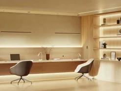 Lámpara de mesa LED Stem 5W blanca, luz cálida, carga inalámbrica y cabezal ajustable Blanco
