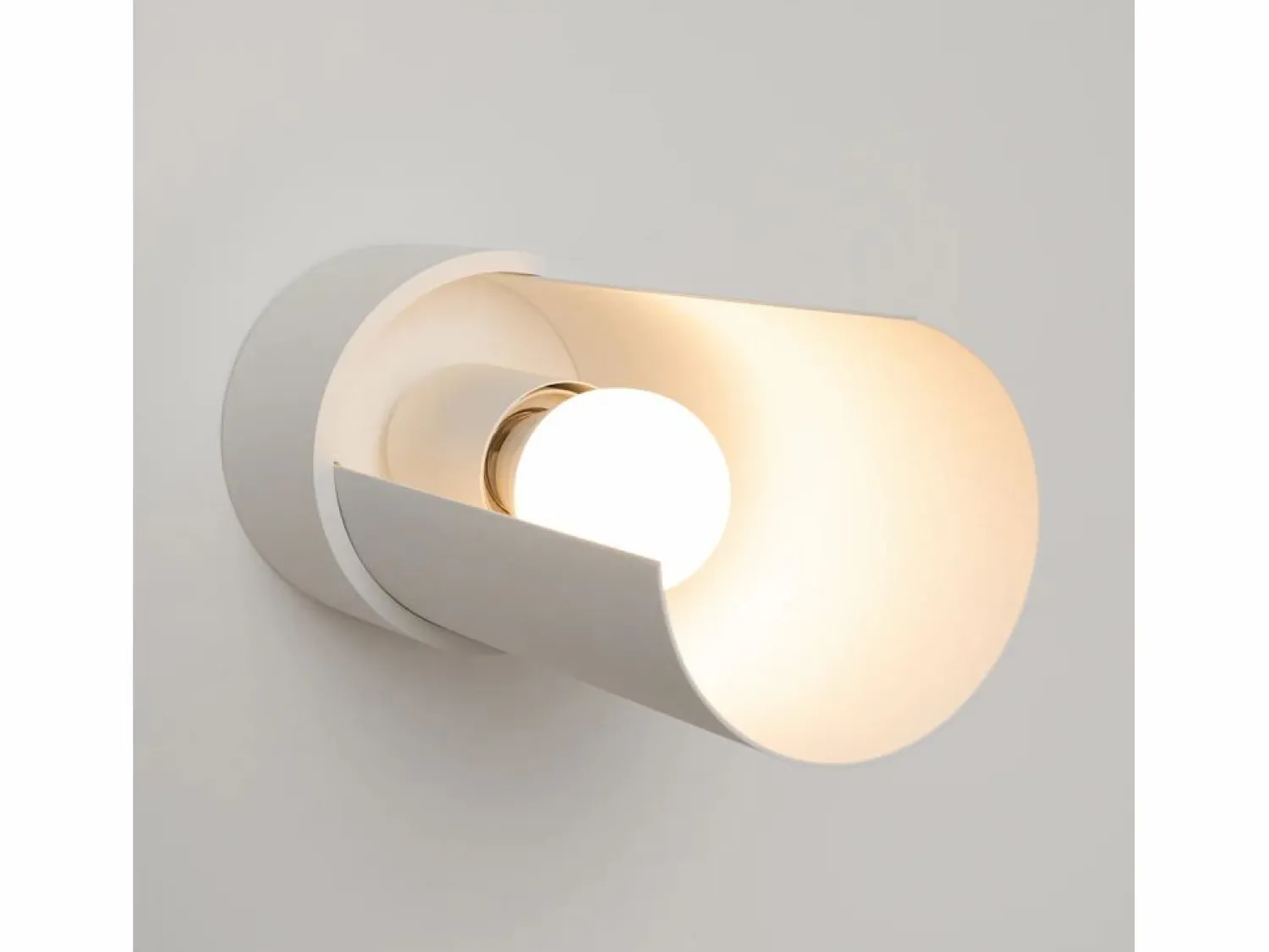 Outlet Lámpara de pared Torow minimalista de acero - 1 fuentes luminosas 4000K - L.10 x A.21 cm - Aplique Para Pared
