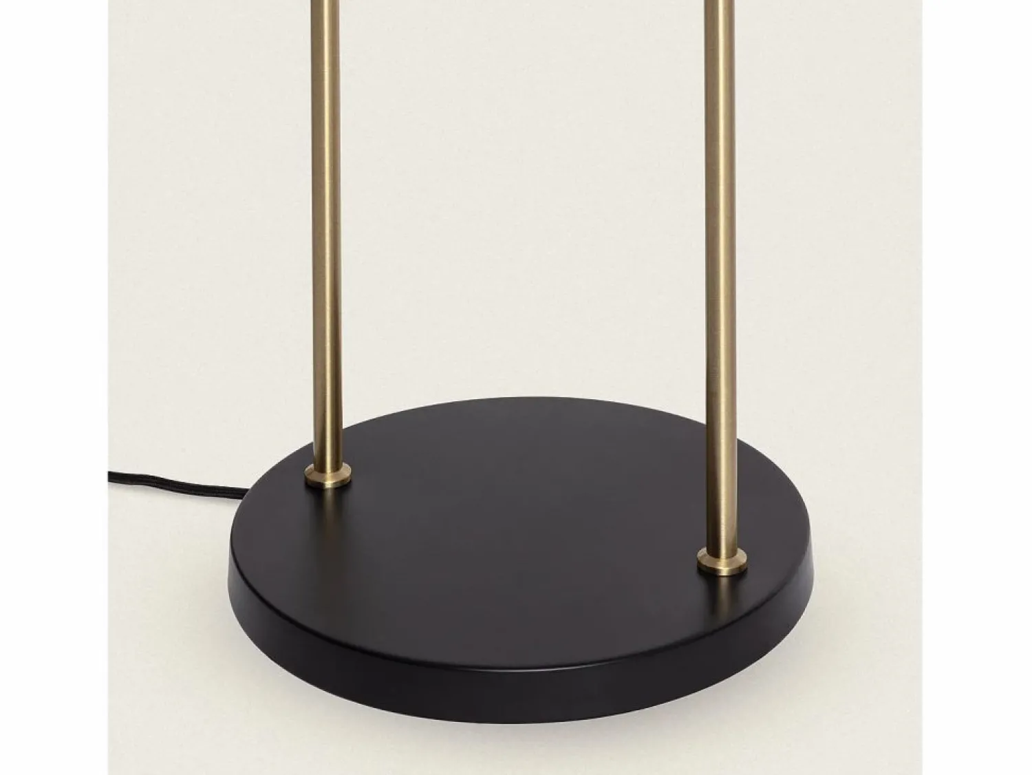 Ledkia Lámpara de Pie Metal Brilthor Dorado