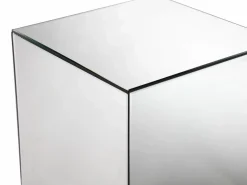 Sale Mesa auxiliar de espejo con estructura de MDF - Forma: cubo - Color: Plata - CUBIX Mesa Auxiliar