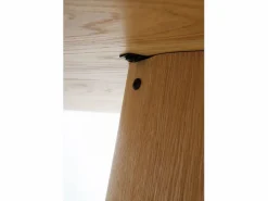 Mesa comedor de madera contrachapado roble con pie central cónico