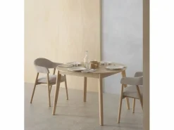 Mesa extensible 120/150 con patas de hevea con sobre chapado en roble
