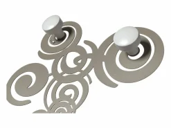 Perchero de pared Orfeo 29x29 cm en hierro color arena con pomos de madera - Diseño moderno y lineal con fijación a la pared - Fabricado en Italia