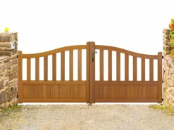 GD Menuiseries Puerta de madera "calada" Anchura 3,50 M Altura 1,10/1,30 sin manilla