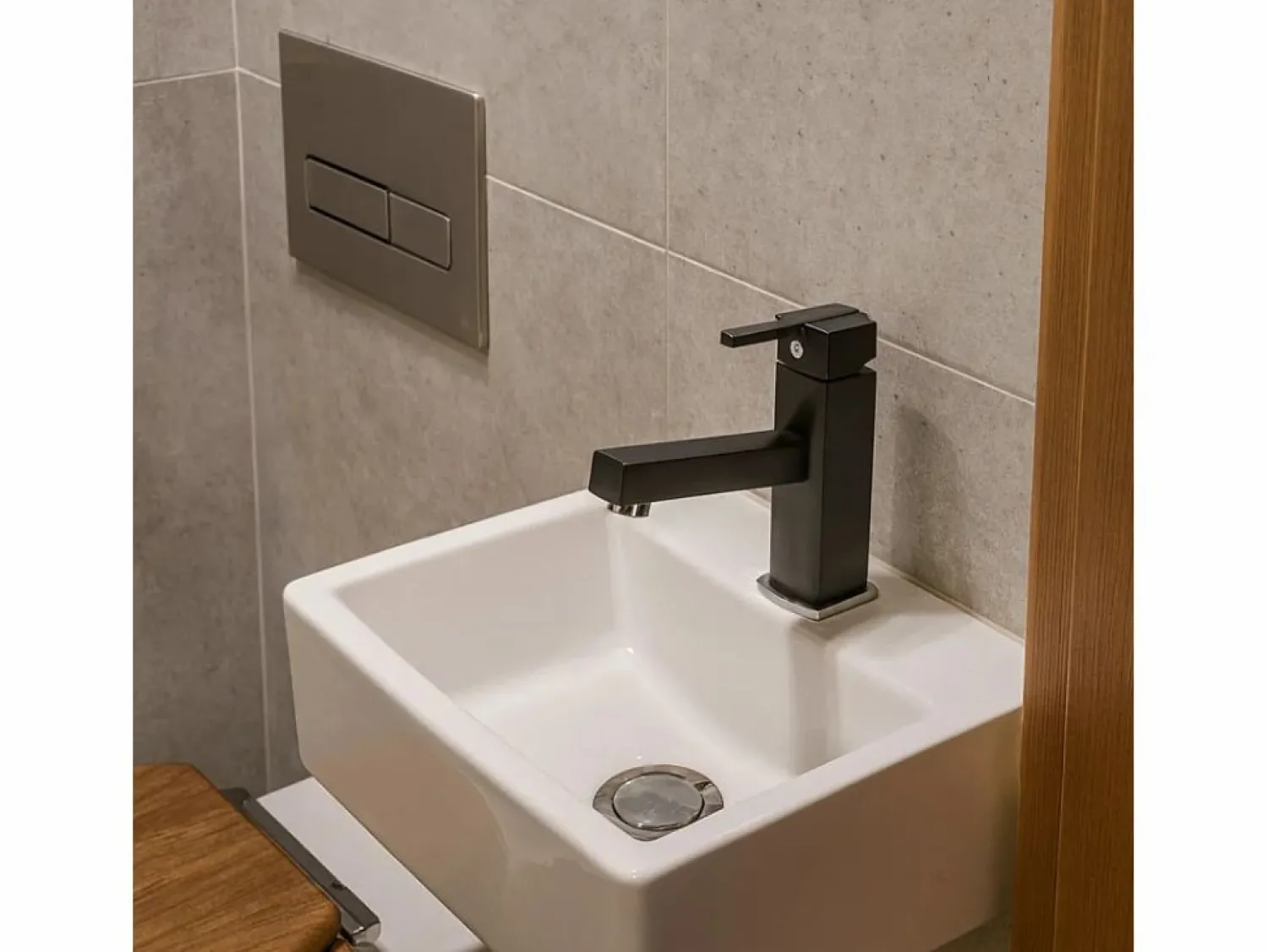 Online Essebagno Scoop mezclador lavabo Negro