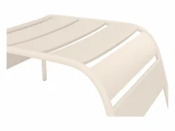 MYLIA Silla baja apilable de jardín + reposapiés - metal - - MIRMANDE de