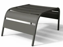 MYLIA Sillón bajo de jardín apilable de metal + un reposapiés - - MIRMANDE