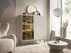 Vitrina baja moderna con frente acanalado, 104×126×39 cm, Cachemira / Oro